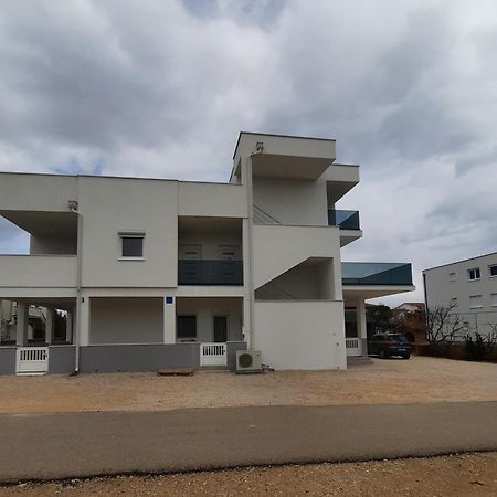 Apartments Matkovic Vir Exterior photo