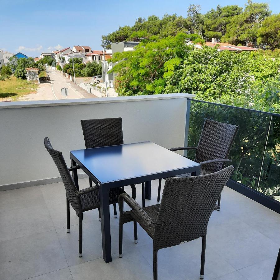 Apartments Matkovic Vir Exterior photo