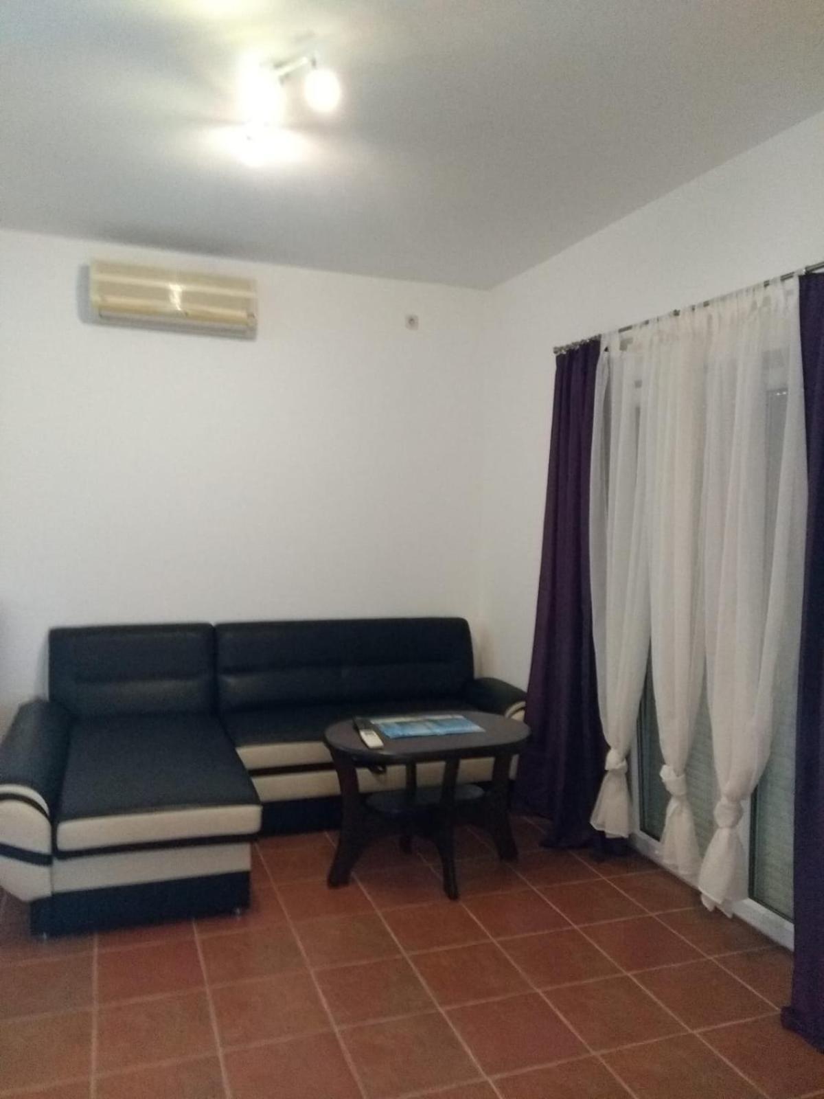 Apartments Matkovic Vir Exterior photo
